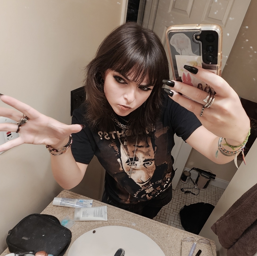 Meet your Posher, Bella